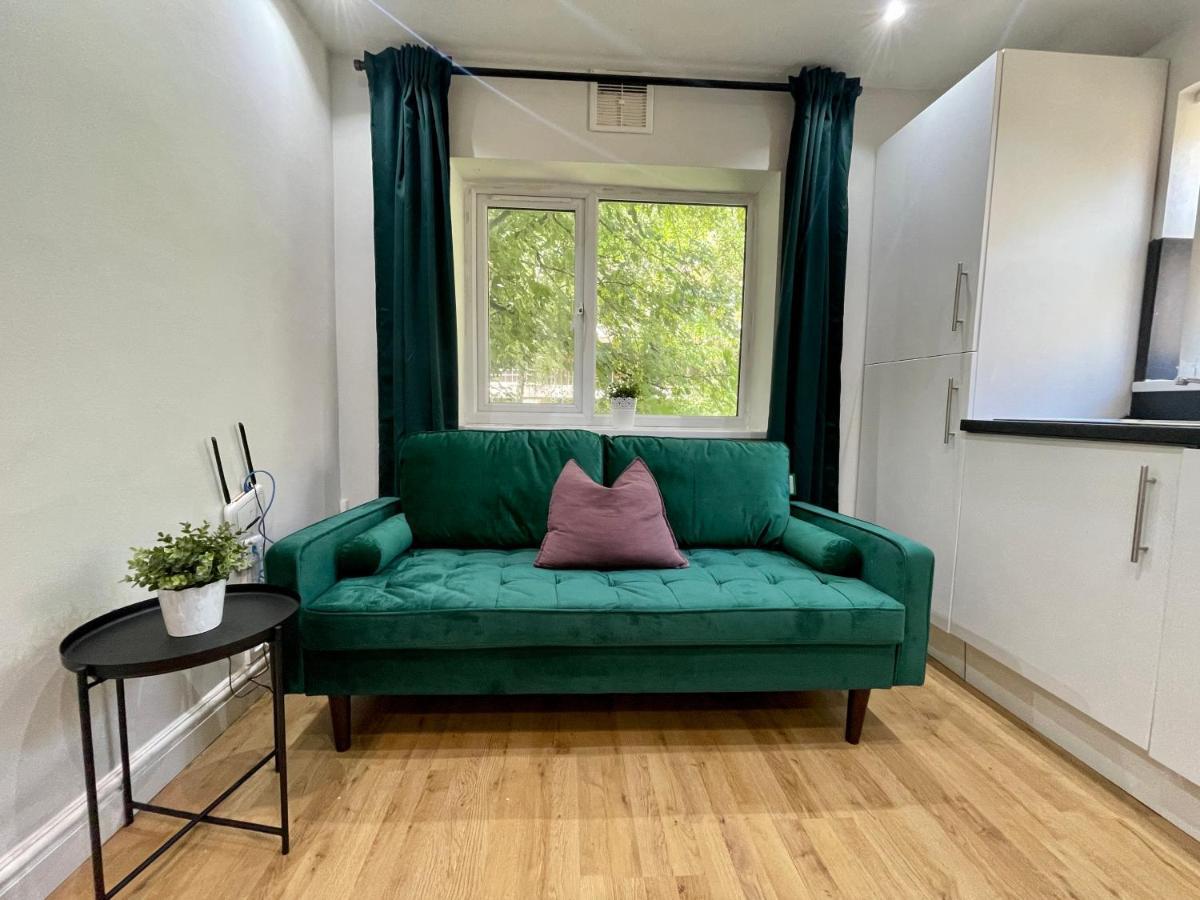 One Bedroom Apartment In City Centre Cardiff Exterior foto