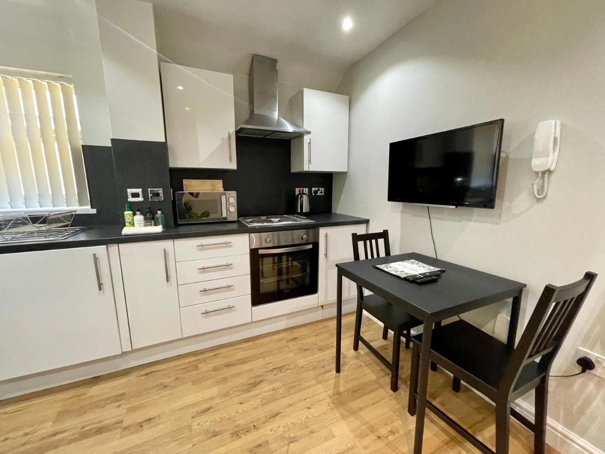 One Bedroom Apartment In City Centre Cardiff Exterior foto