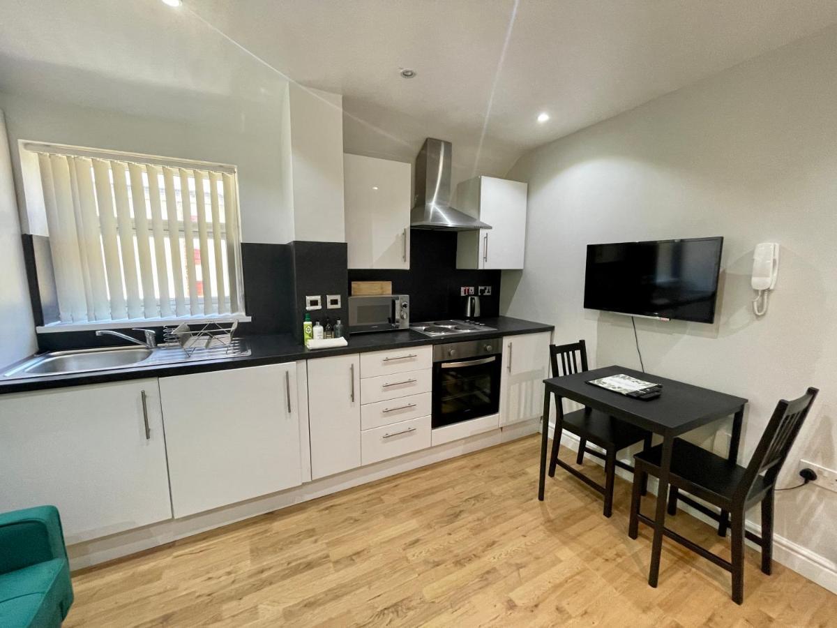One Bedroom Apartment In City Centre Cardiff Exterior foto